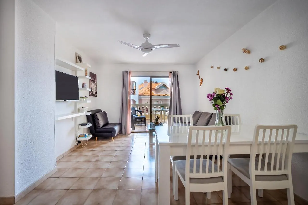 Castle Harbour Phoebe'S Flat Los Cristianos By Lovetenerife Los Cristianos (Tenerife)