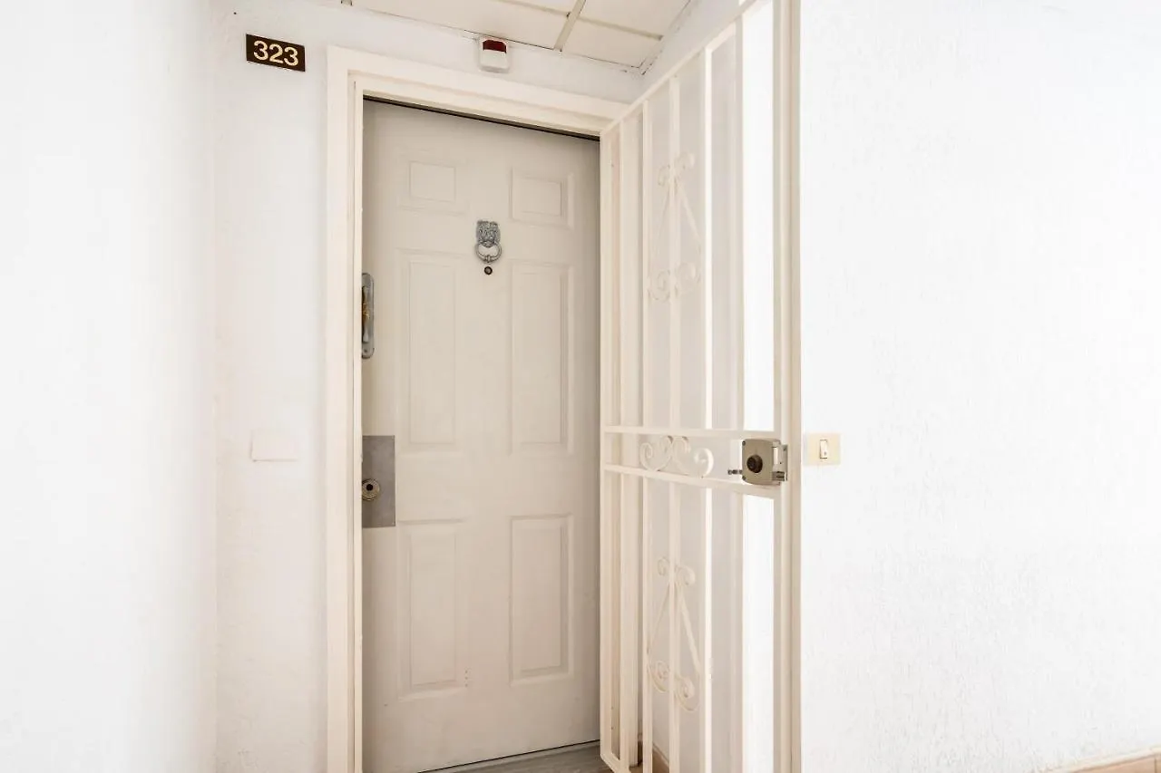 Apartment Castle Harbour Phoebe'S Flat Los Cristianos By Lovetenerife