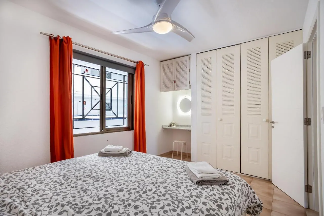 Castle Harbour Phoebe'S Flat Los Cristianos By Lovetenerife Apartment